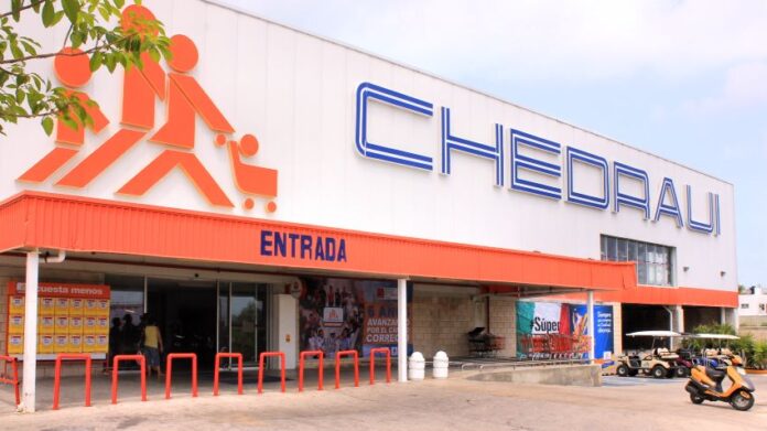 Front shot of Chedraui on Isla Mujeres