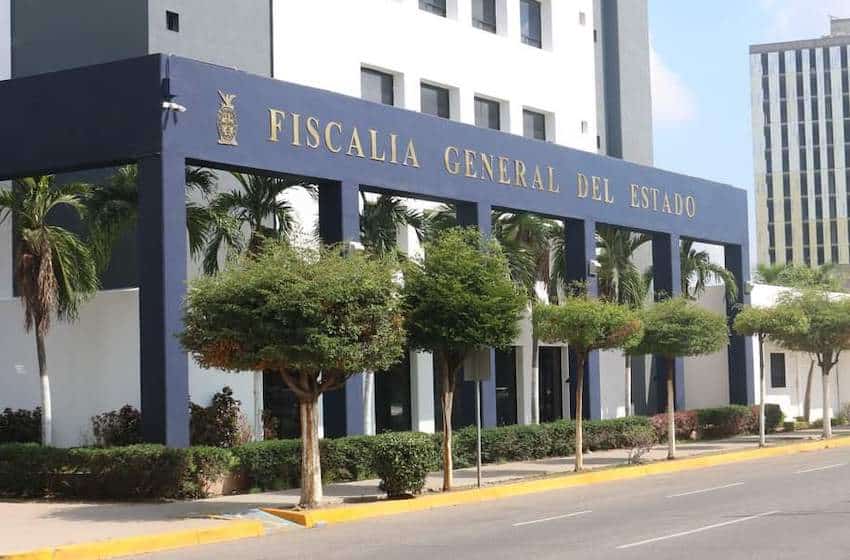 The FGR has asked the Sinaloa Attorney General's Office to cede responsibility for the investigation into the murder of Cuén to federal authorities due to its "possible link" to the events described by Zambada.